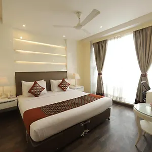 3* Hotel Picasso Prive Naraina Delhi - Couple Friendly Local Ids Accepted