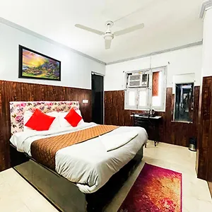  Bed & Breakfast Moti Bagh - Satya Niketan