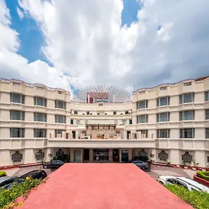 Отель Howard Plaza The Fern, Agra ****